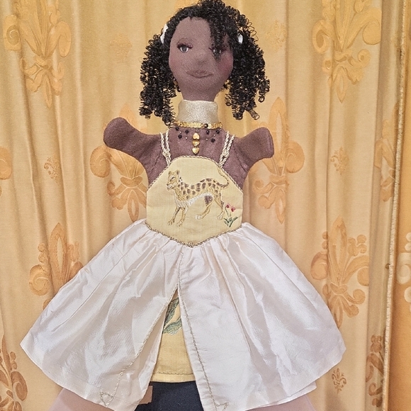 Custom Handmade Puppet Trio - Picture 3 of 12